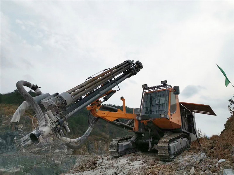 Quarry drilling: DTH vs top hammer β when the switch pays off